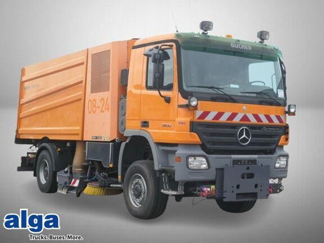 Mercedes-Benz 2032 A Actros 4x4, Bucher STKF 9500, Airport, AC - Подметально-уборочная машина: фото 1 Mercedes-Benz 2032 A Actros 4x4, Bucher STKF 9500, Airport, AC - Подметально-уборочная машина: фото 1