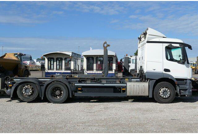 Mercedes-Benz 2543 L Actros 6x2, Meiller RK 21.70, Lenk-Lift - Крюковой мультилифт: фото 2 Mercedes-Benz 2543 L Actros 6x2, Meiller RK 21.70, Lenk-Lift - Крюковой мультилифт: фото 2