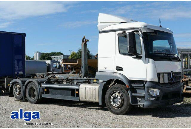 Mercedes-Benz 2543 L Actros 6x2, Meiller RK 21.70, Lenk-Lift - Крюковой мультилифт: фото 1 Mercedes-Benz 2543 L Actros 6x2, Meiller RK 21.70, Lenk-Lift - Крюковой мультилифт: фото 1