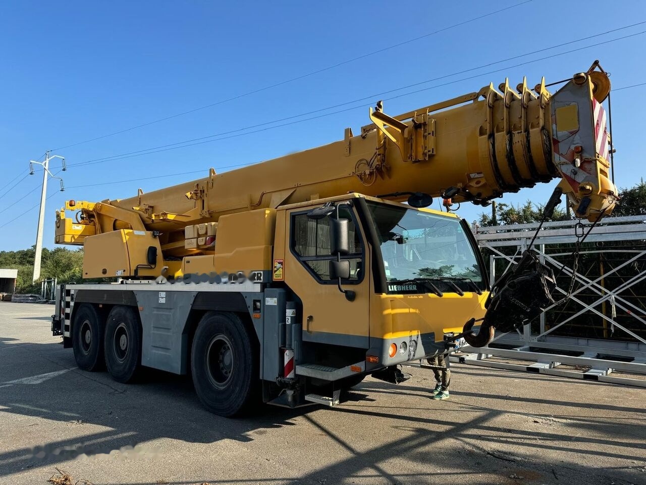 Liebherr LTM 1055 3.2 - Мобильный кран: фото 1 Liebherr LTM 1055 3.2 - Мобильный кран: фото 1