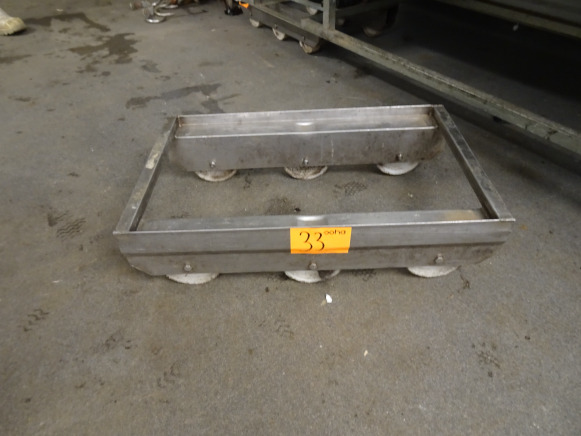 3 chariots plateau - Пищевое оборудование: фото 1 3 chariots plateau - Пищевое оборудование: фото 1