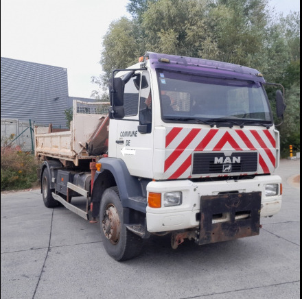 Camion municipal 4X4 avec grue et benne basculante MAN 19.264 - Самосвал, Автоманипулятор: фото 2 Camion municipal 4X4 avec grue et benne basculante MAN 19.264 - Самосвал, Автоманипулятор: фото 2