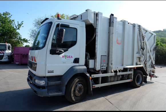 Мусоровоз REF : 6 - Camion poubelle DAF LF55: фото 1
