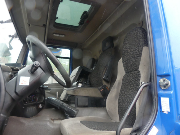 REF:BX-PS-13 - Camion poubelle DAF FAG CF 75 (2010-390.475 km) - Мусоровоз: фото 5 REF:BX-PS-13 - Camion poubelle DAF FAG CF 75 (2010-390.475 km) - Мусоровоз: фото 5