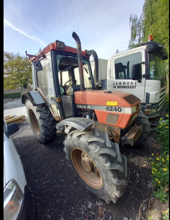 Tracteur Case International 4240XLA - Трактор: фото 5 Tracteur Case International 4240XLA - Трактор: фото 5