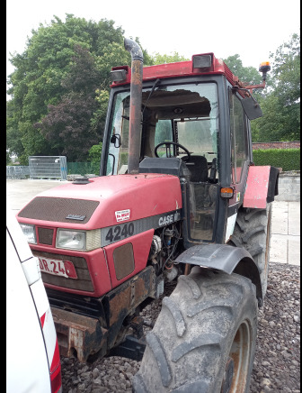 Tracteur Case International 4240XLA - Трактор: фото 4 Tracteur Case International 4240XLA - Трактор: фото 4