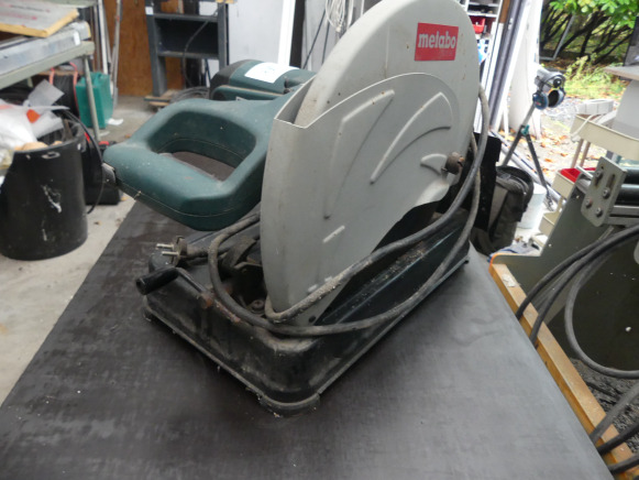 Tronçonneuse à métaux portative Metabo CS 23-355 - Металлообрабатывающий станок: фото 3 Tronçonneuse à métaux portative Metabo CS 23-355 - Металлообрабатывающий станок: фото 3