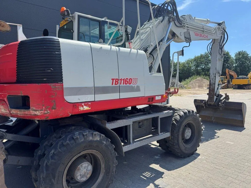 Takeuchi TB1160W - Колёсный экскаватор: фото 4 Takeuchi TB1160W - Колёсный экскаватор: фото 4