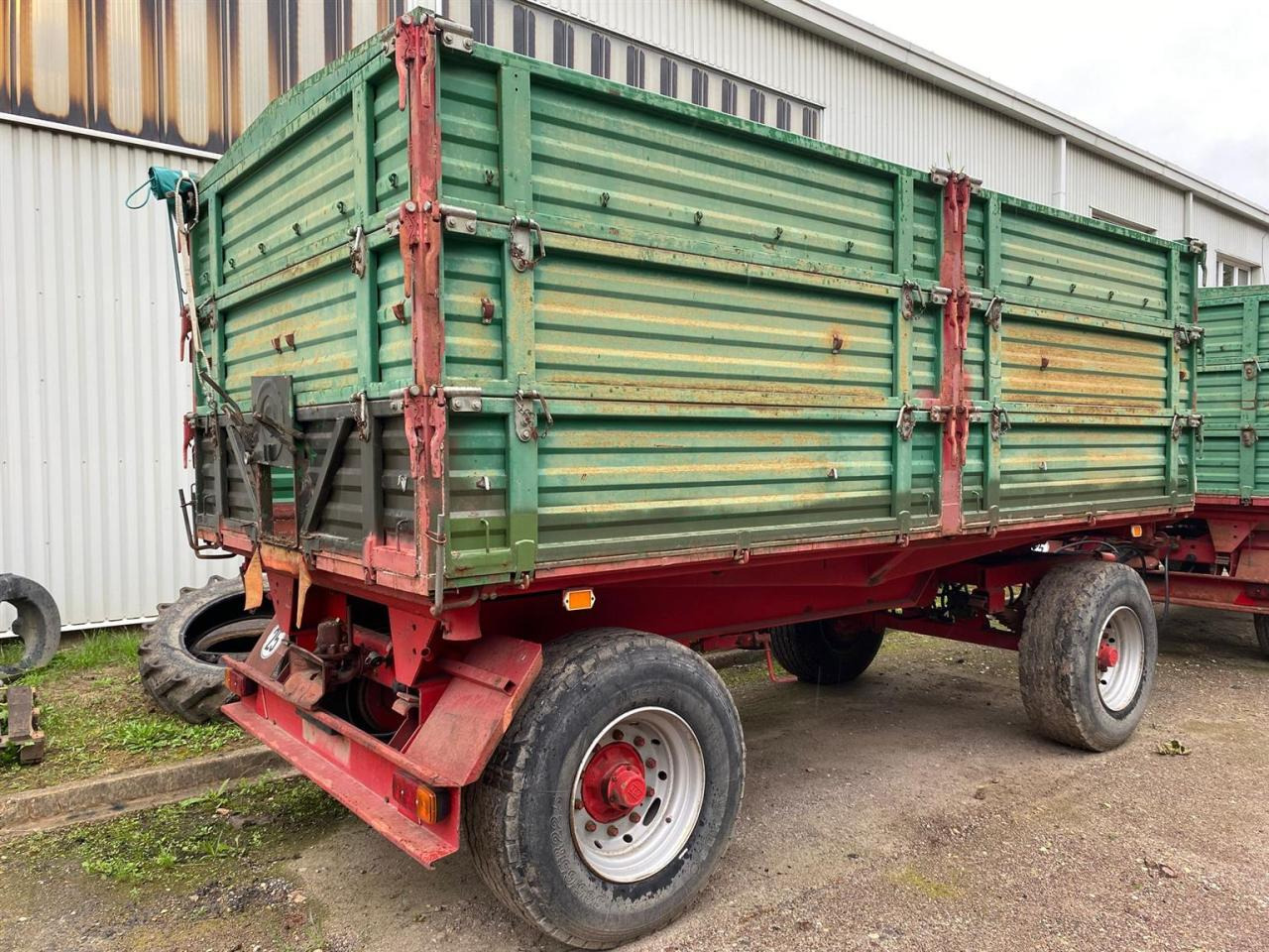Agromet T-149 - Самосвальный прицеп: фото 2 Agromet T-149 - Самосвальный прицеп: фото 2