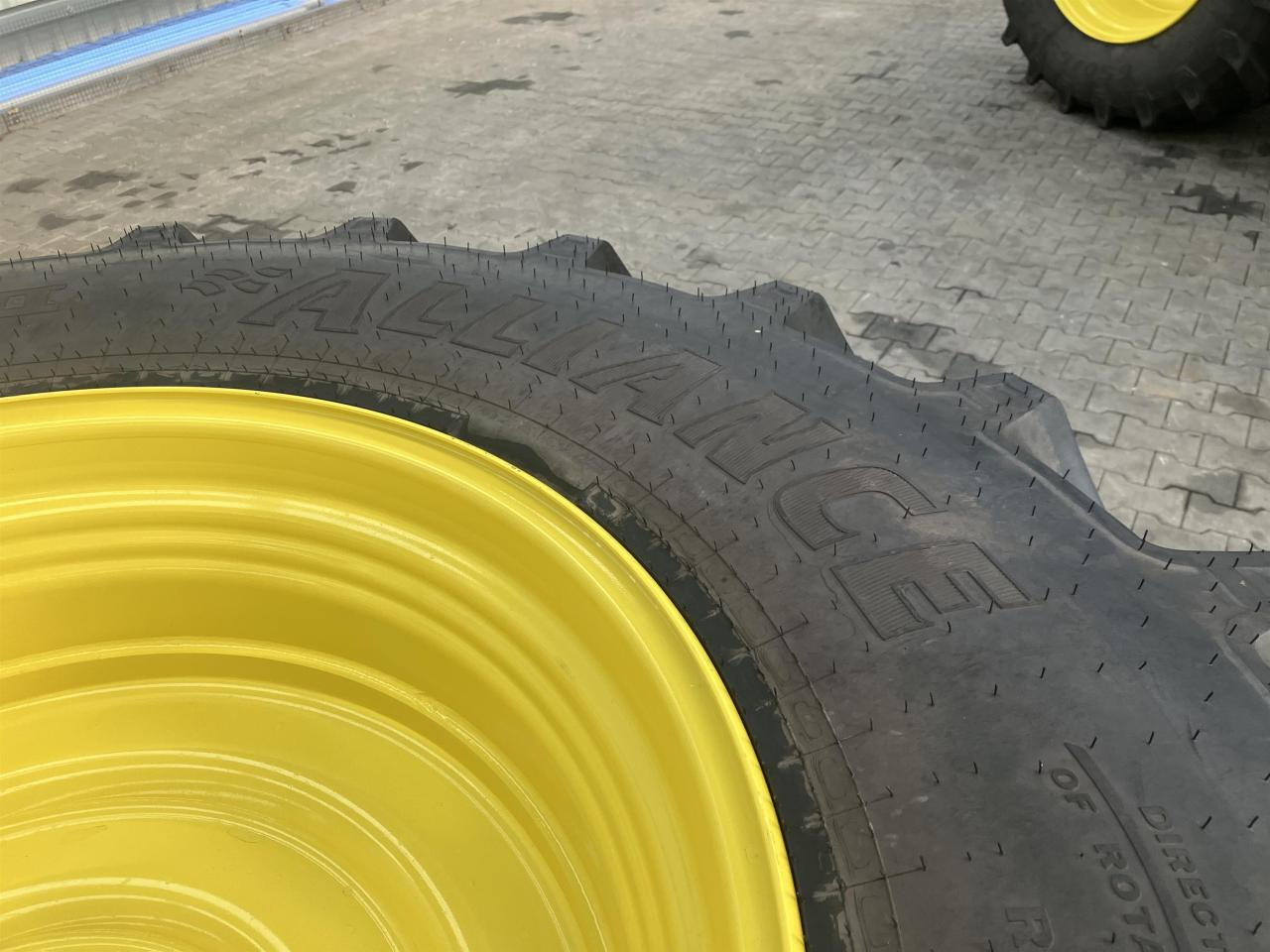 Alliance 520/85R38 - Шина для Сельскохозяйственной техники: фото 4 Alliance 520/85R38 - Шина для Сельскохозяйственной техники: фото 4