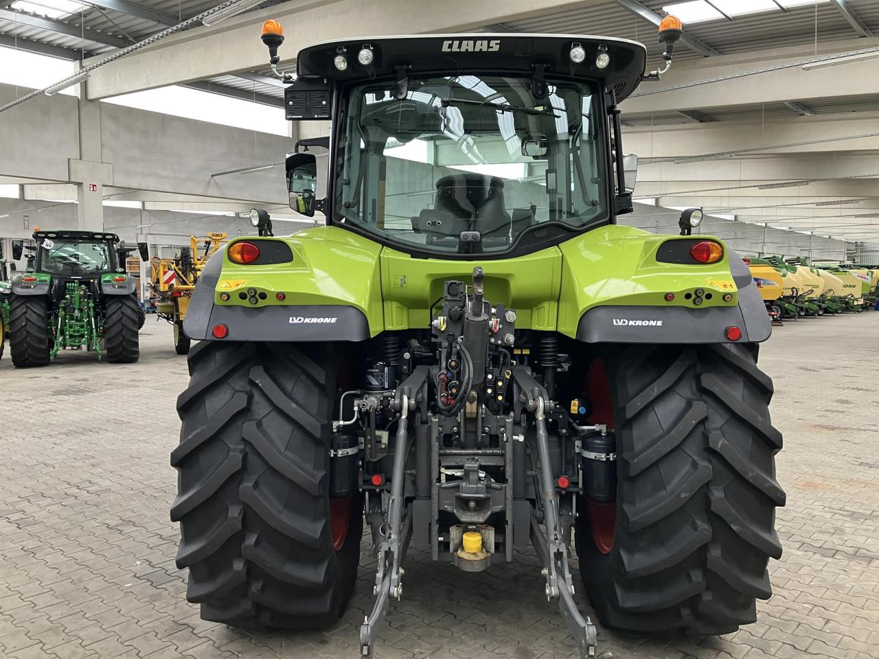 CLAAS Arion 550 - Трактор: фото 5 CLAAS Arion 550 - Трактор: фото 5