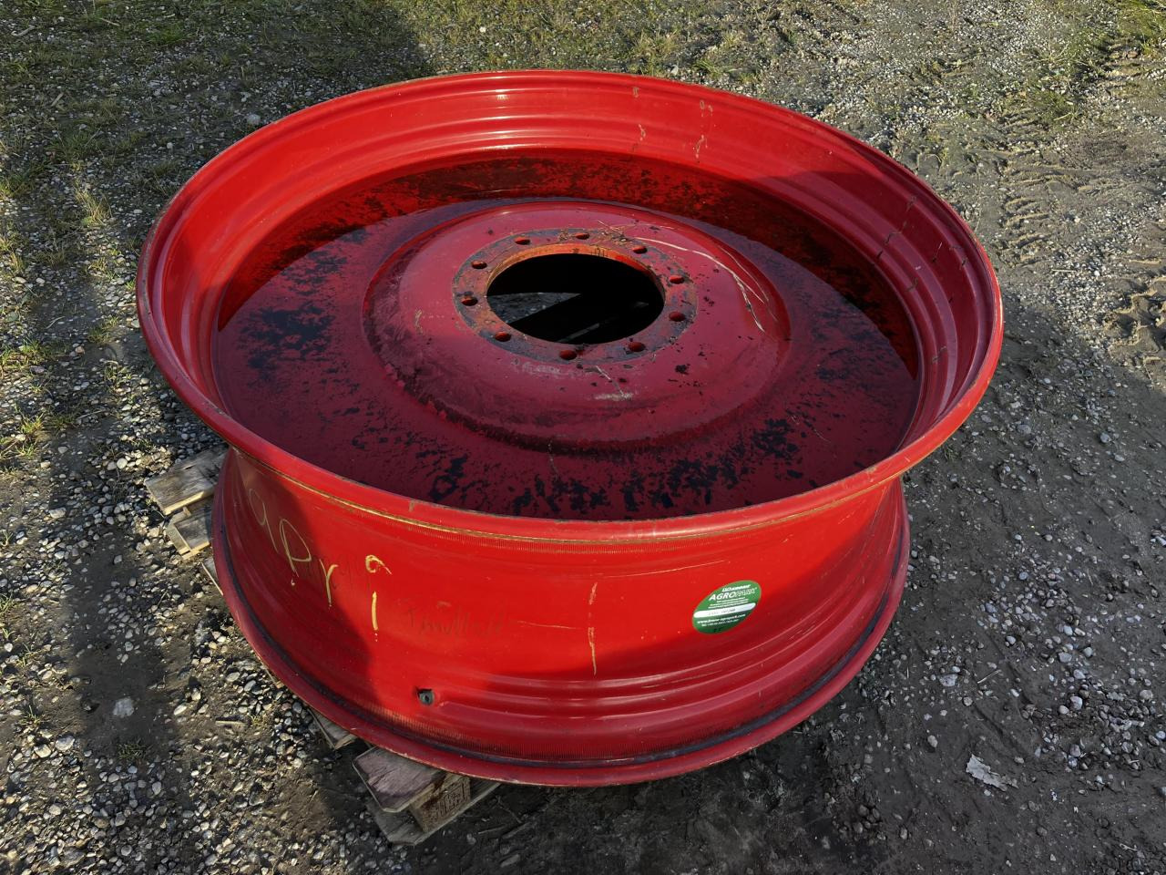 Fendt 18x46 - Шина для Сельскохозяйственной техники: фото 1 Fendt 18x46 - Шина для Сельскохозяйственной техники: фото 1