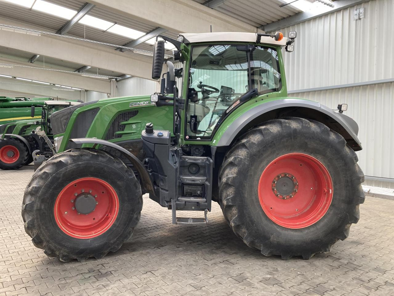 Трактор Fendt 828 Profi Plus: фото 6 Трактор Fendt 828 Profi Plus: фото 6