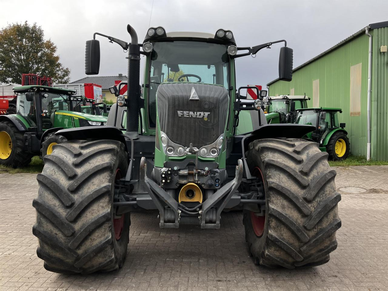 Fendt 828 Vario - Трактор: фото 3 Fendt 828 Vario - Трактор: фото 3