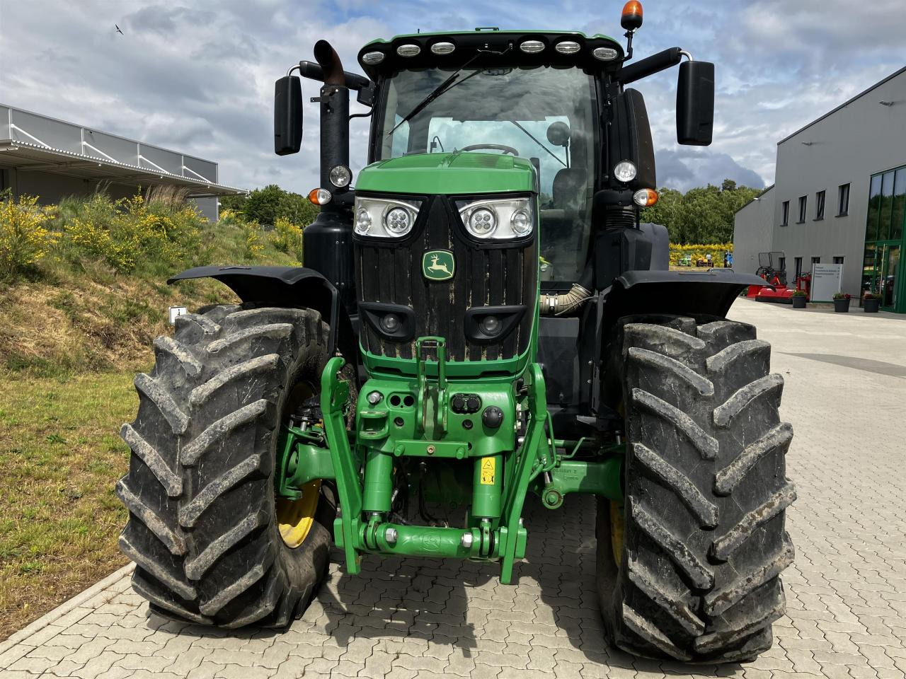 John Deere 6250R - Трактор: фото 3 John Deere 6250R - Трактор: фото 3