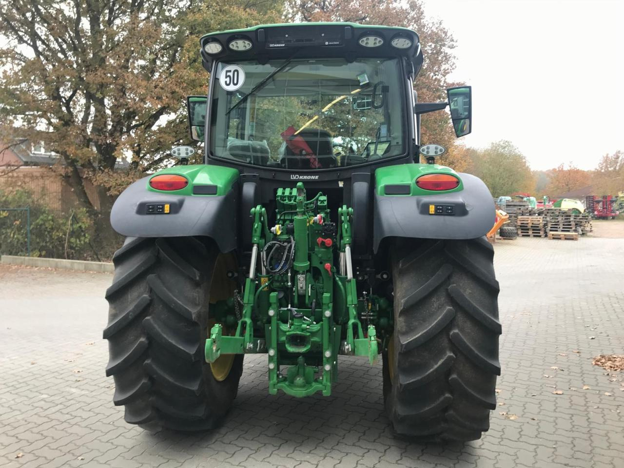 John Deere 6R 130 - Трактор: фото 5 John Deere 6R 130 - Трактор: фото 5