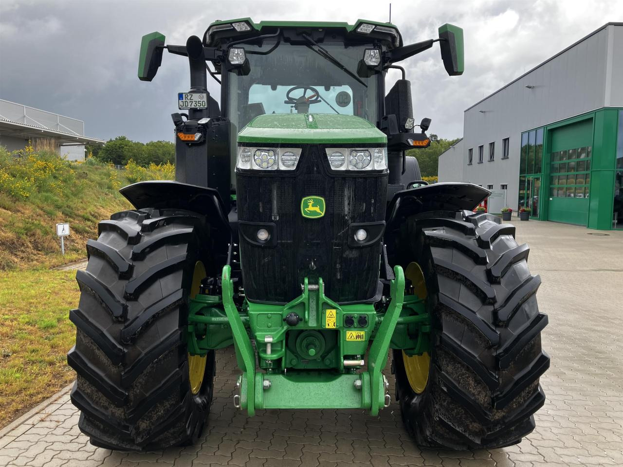 John Deere 7R 350 - Трактор: фото 3 John Deere 7R 350 - Трактор: фото 3