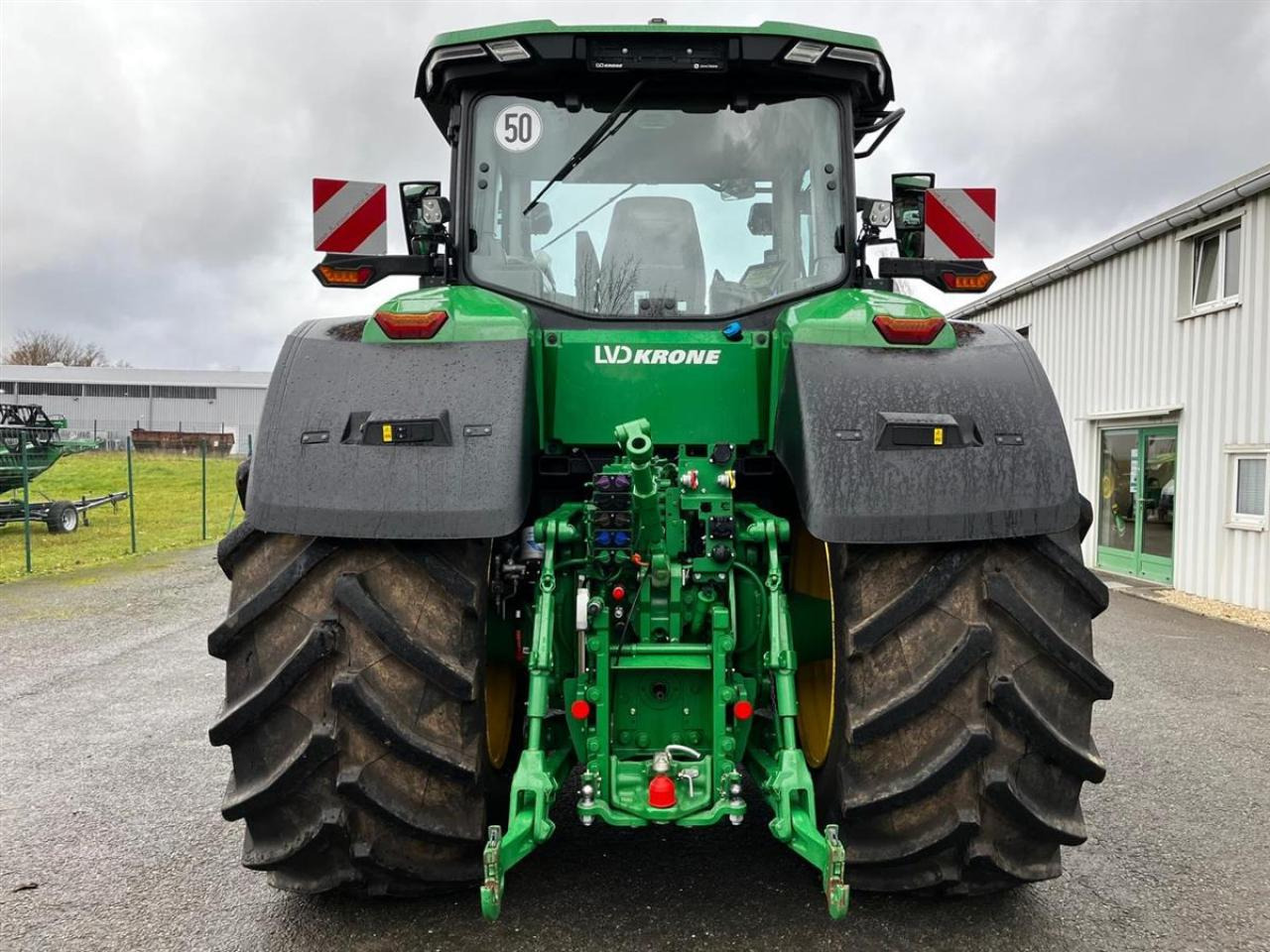 John Deere 7R 350 - Трактор: фото 3 John Deere 7R 350 - Трактор: фото 3