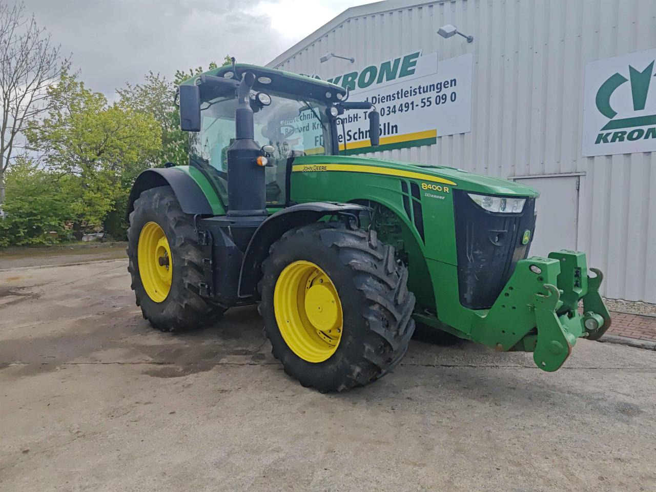 John Deere 8400R - Трактор: фото 2 John Deere 8400R - Трактор: фото 2