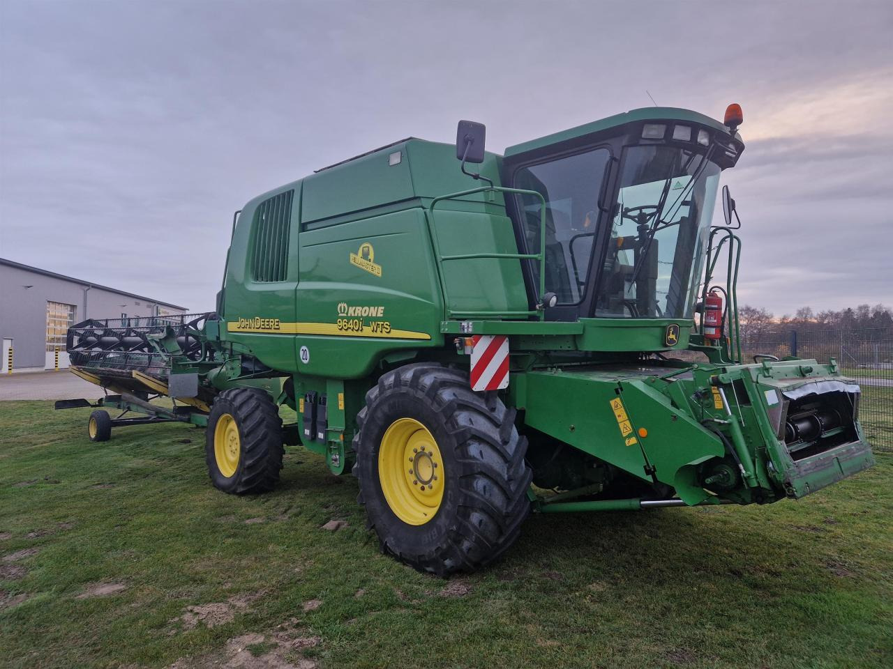 John Deere 9640i WTS HM - Зерноуборочный комбайн: фото 2 John Deere 9640i WTS HM - Зерноуборочный комбайн: фото 2