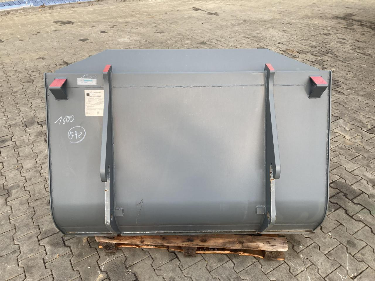 Kramer 1600 mm - Ковш: фото 3 Kramer 1600 mm - Ковш: фото 3