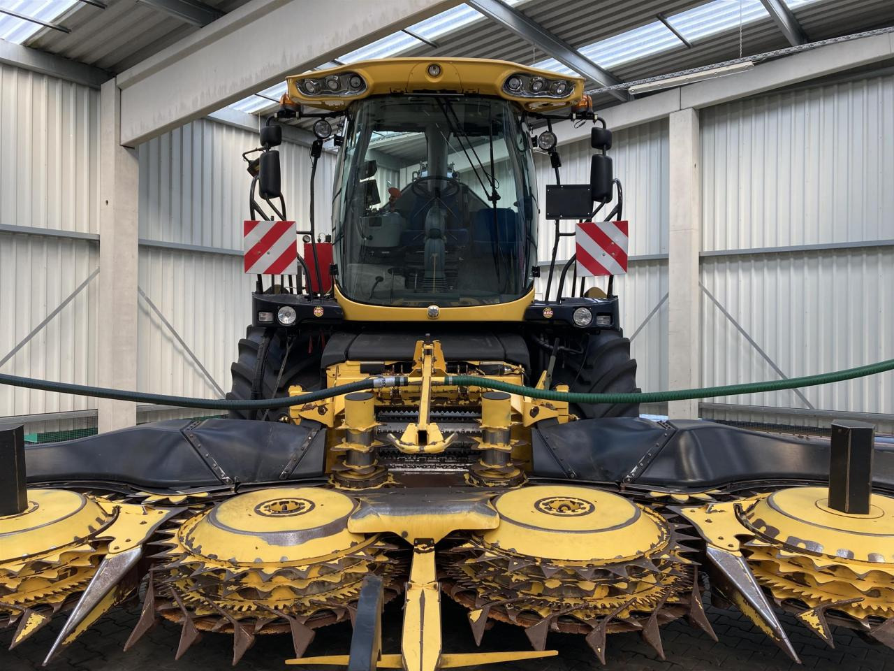 Кормоуборочный комбайн New Holland FR700: фото 7