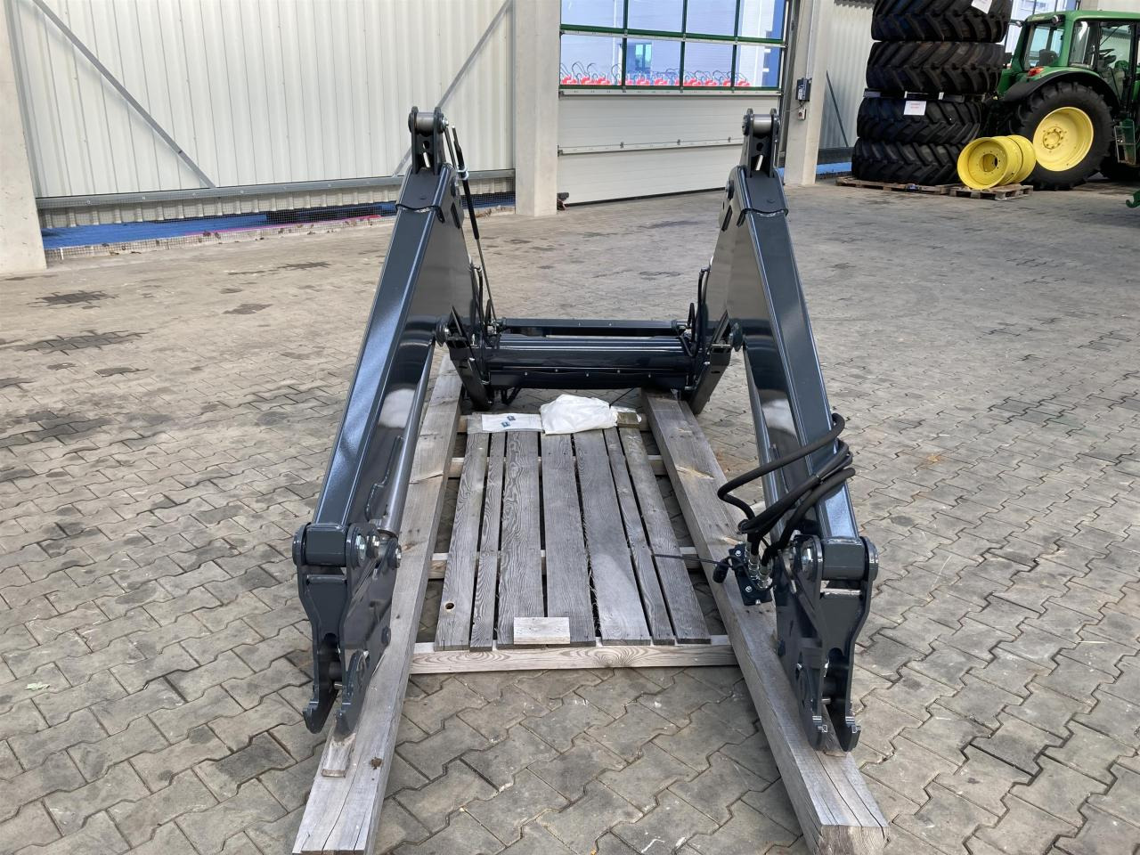 Stoll FZ 46-26.1 - Фронтальный погрузчик для трактора: фото 4 Stoll FZ 46-26.1 - Фронтальный погрузчик для трактора: фото 4