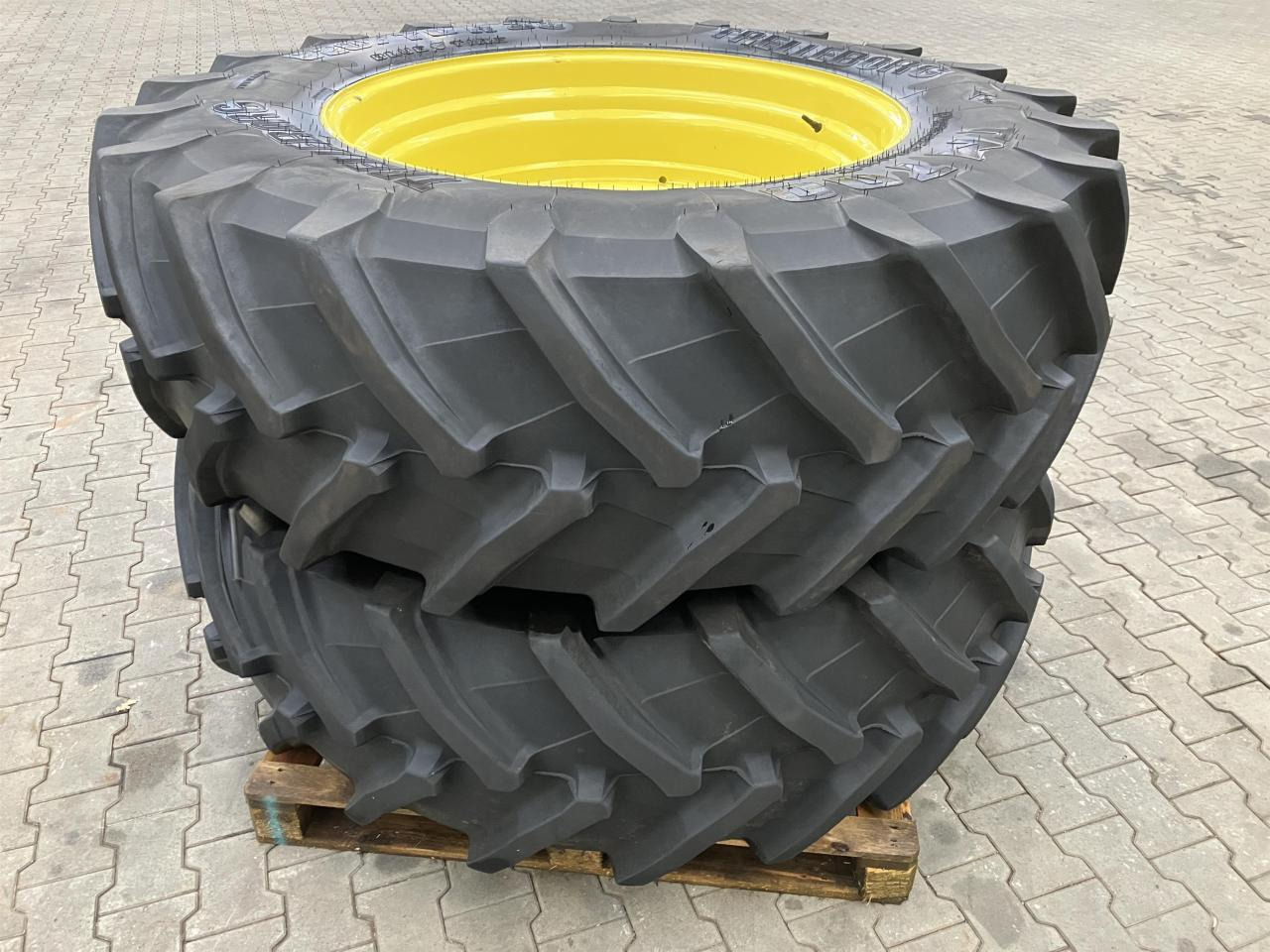 Trelleborg 520/70R38 - Шина для Сельскохозяйственной техники: фото 3 Trelleborg 520/70R38 - Шина для Сельскохозяйственной техники: фото 3