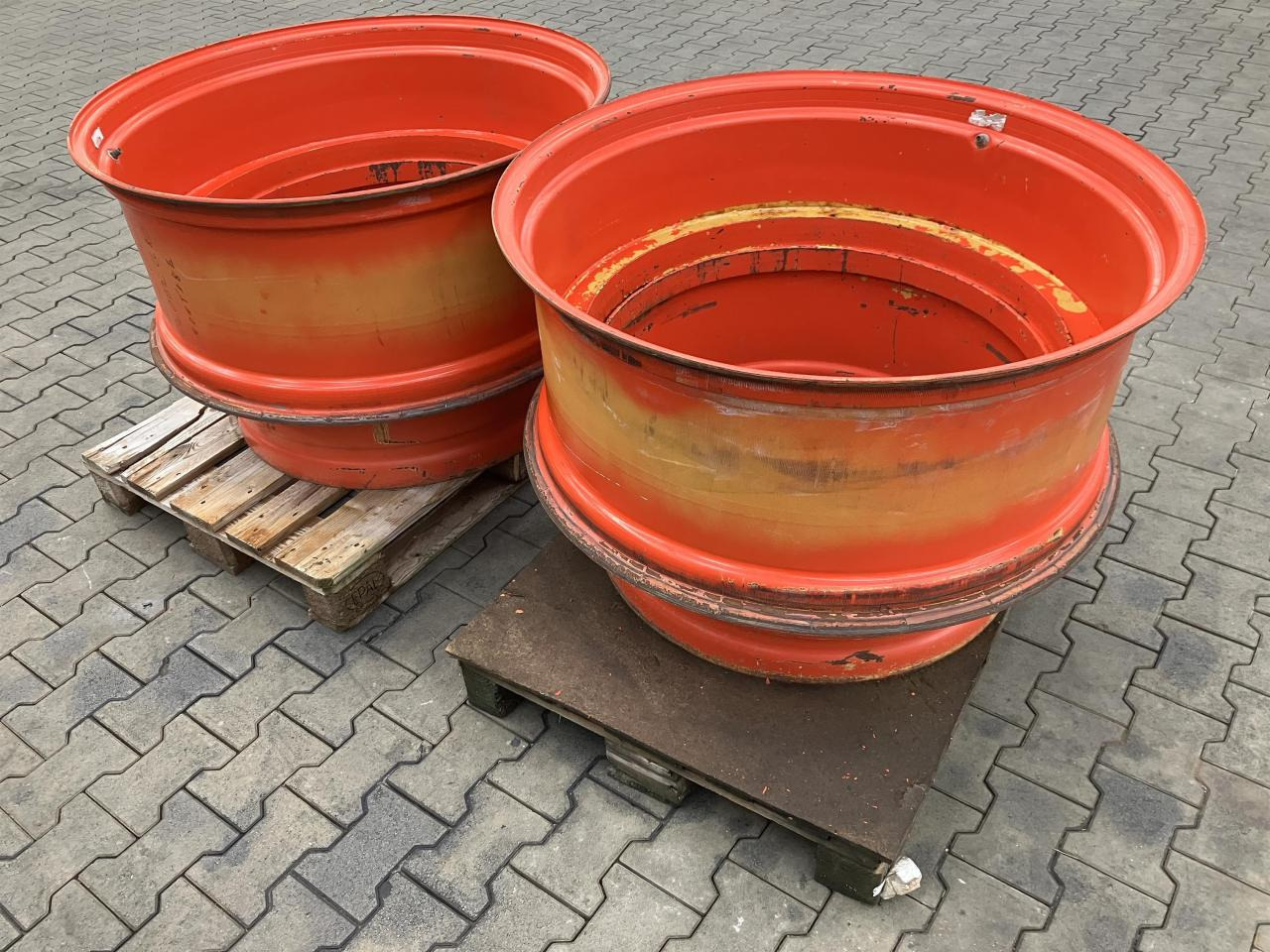 UNBEKANNT 38 Zoll - Шина для Сельскохозяйственной техники: фото 2 UNBEKANNT 38 Zoll - Шина для Сельскохозяйственной техники: фото 2