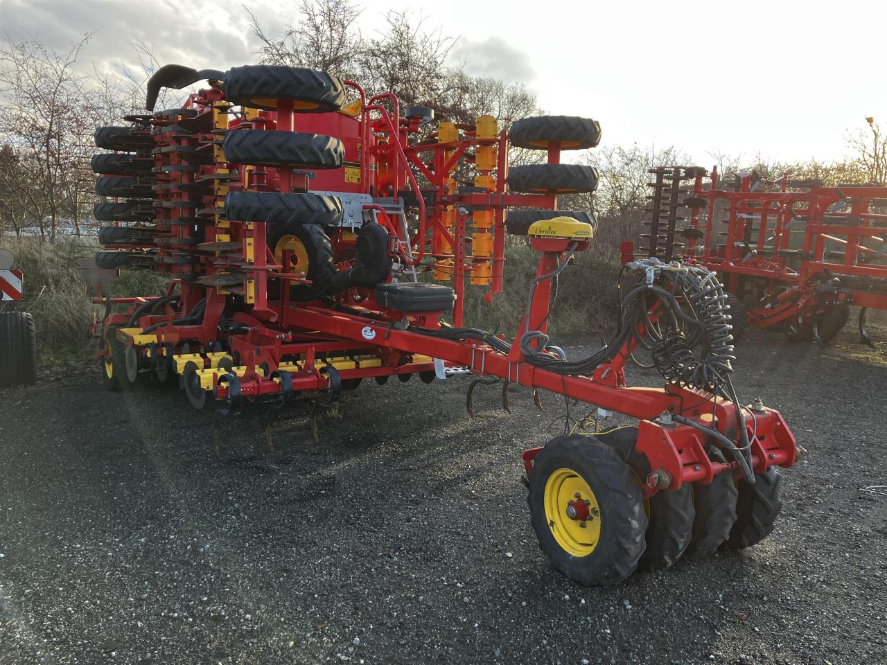 Väderstad Rapid RDA 600S - Сеялка: фото 1 Väderstad Rapid RDA 600S - Сеялка: фото 1