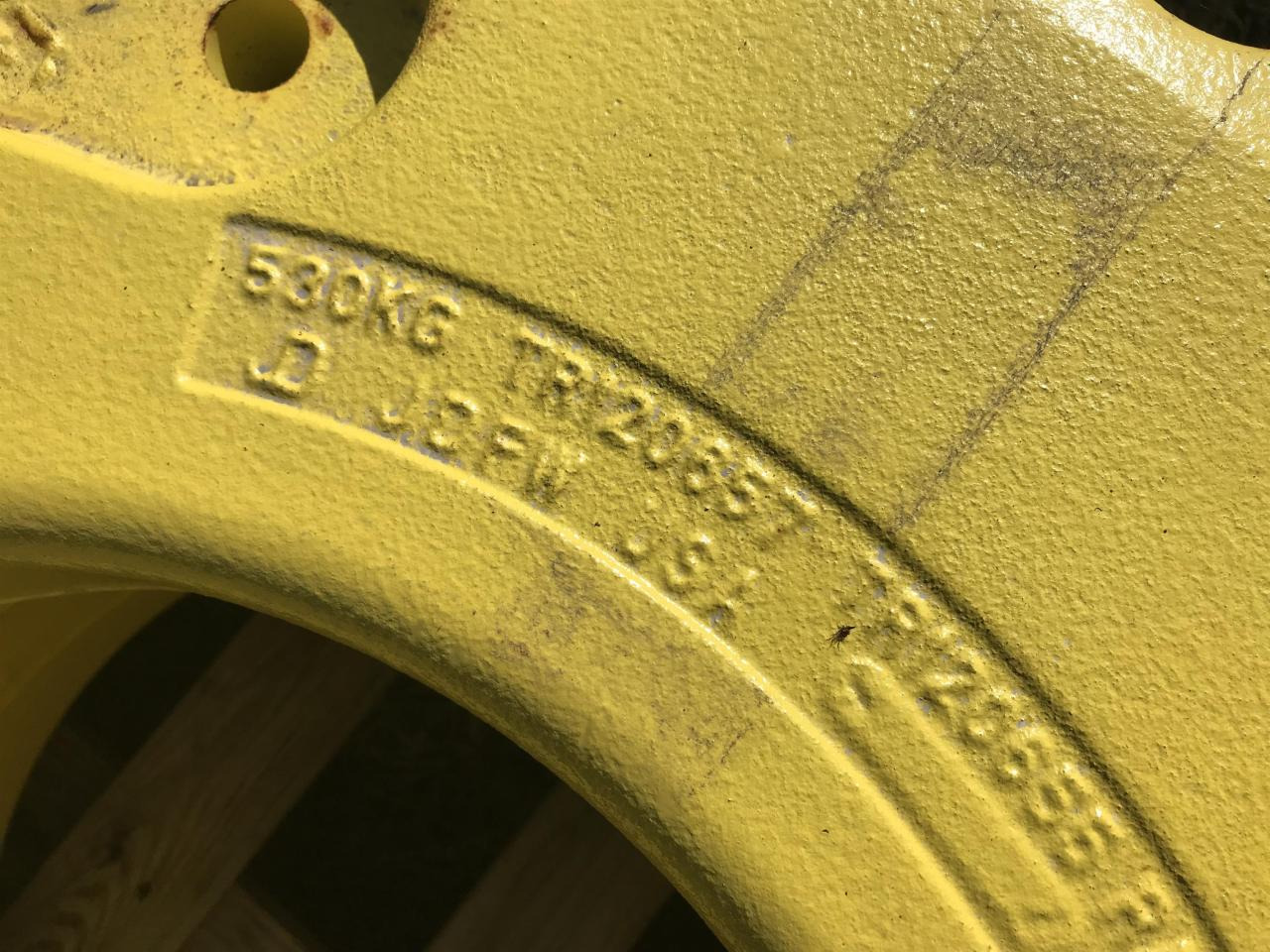 John Deere 2x 70 + 530 kg - Запчасти для Сельскохозяйственной техники: фото 2 John Deere 2x 70 + 530 kg - Запчасти для Сельскохозяйственной техники: фото 2