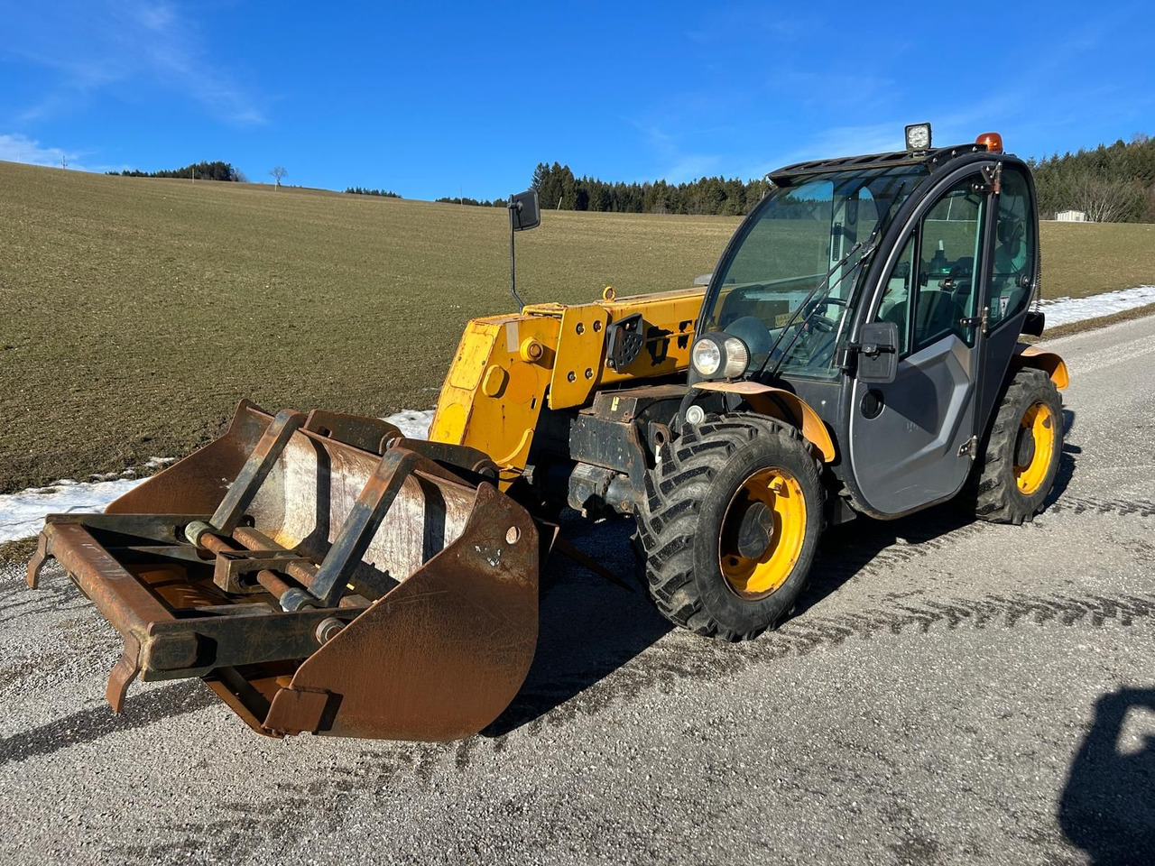 - Телескопический погрузчик: фото 2 - Телескопический погрузчик: фото 2