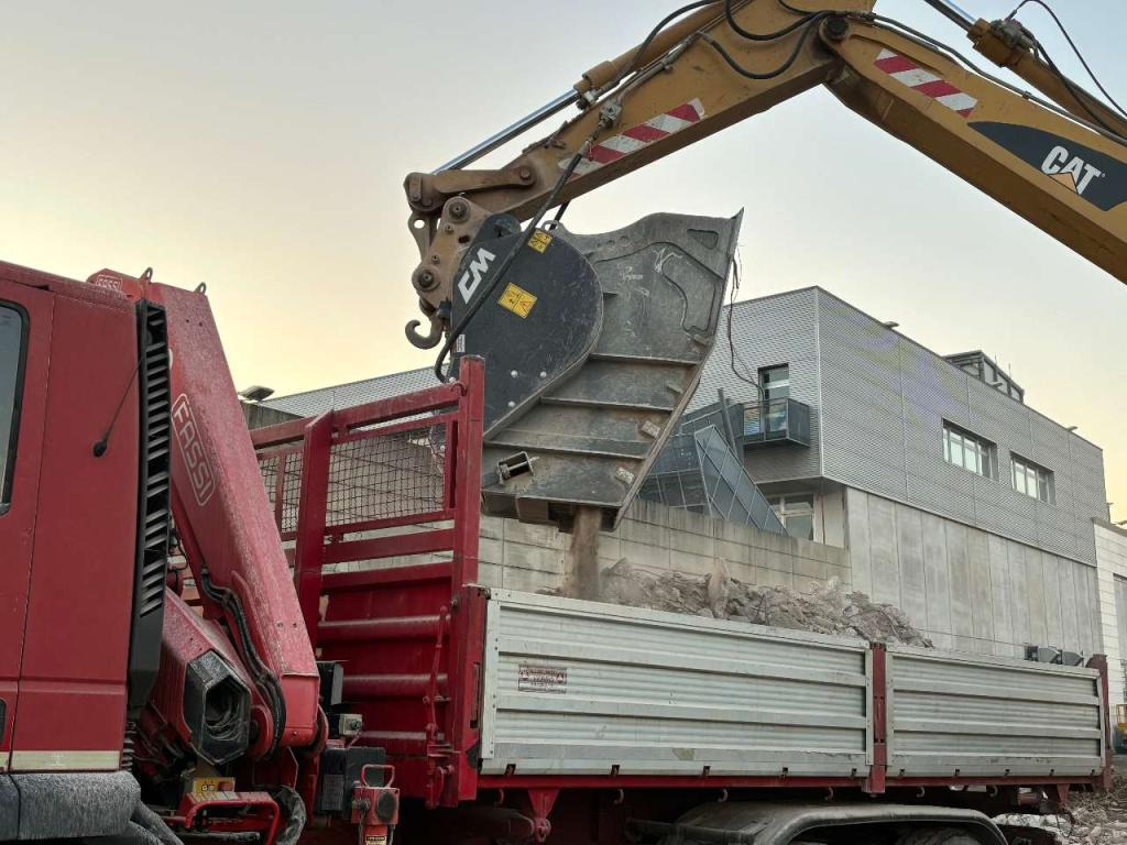 CM CM Crusher CBF 70 - Ковш для Экскаваторов: фото 3 CM CM Crusher CBF 70 - Ковш для Экскаваторов: фото 3