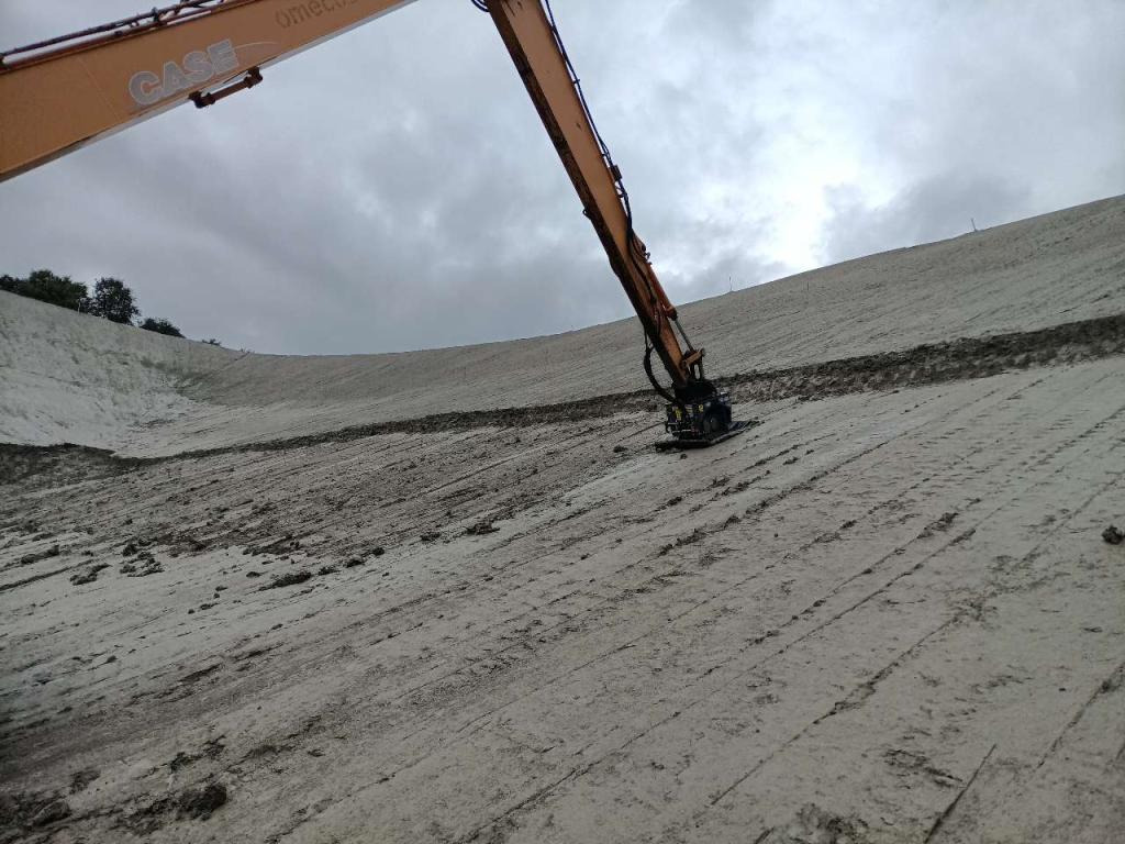 CM CM Crusher PV 60.100 - Виброплита: фото 2 CM CM Crusher PV 60.100 - Виброплита: фото 2