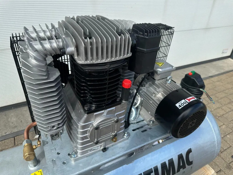 Contimac CM 955 / 10 / 270D Galva 4 kW 950 L / min 10 Bar Zuigercompressor Agri Gegalvaniseerd - Воздушный компрессор: фото 5 Contimac CM 955 / 10 / 270D Galva 4 kW 950 L / min 10 Bar Zuigercompressor Agri Gegalvaniseerd - Воздушный компрессор: фото 5