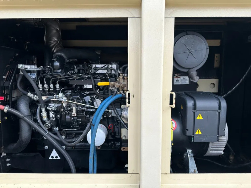 Doosan G40 Mitsubishi Leroy Somer 40 kVA Silent Rental generatorset - Электрогенератор: фото 5 Doosan G40 Mitsubishi Leroy Somer 40 kVA Silent Rental generatorset - Электрогенератор: фото 5