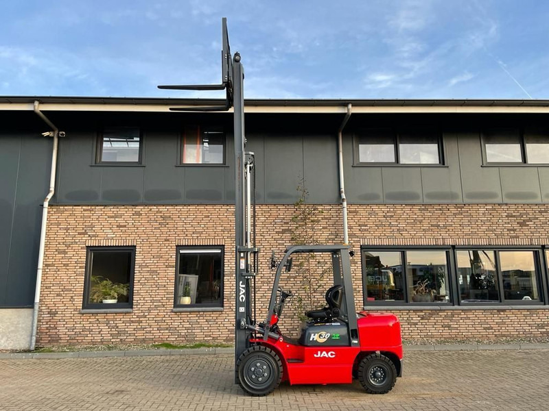 Новый Дизельный погрузчик Isuzu JAC CPCD30 3 ton Triplex Freelift Sideshift Diesel Heftruck New !: фото 13 Новый Дизельный погрузчик Isuzu JAC CPCD30 3 ton Triplex Freelift Sideshift Diesel Heftruck New !: фото 13