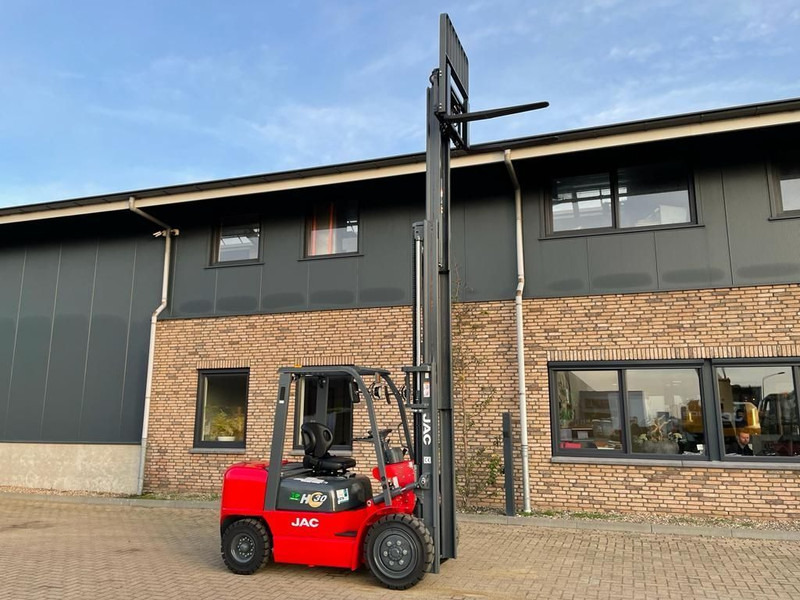 Новый Дизельный погрузчик Isuzu JAC CPCD30 3 ton Triplex Freelift Sideshift Diesel Heftruck New !: фото 19 Новый Дизельный погрузчик Isuzu JAC CPCD30 3 ton Triplex Freelift Sideshift Diesel Heftruck New !: фото 19