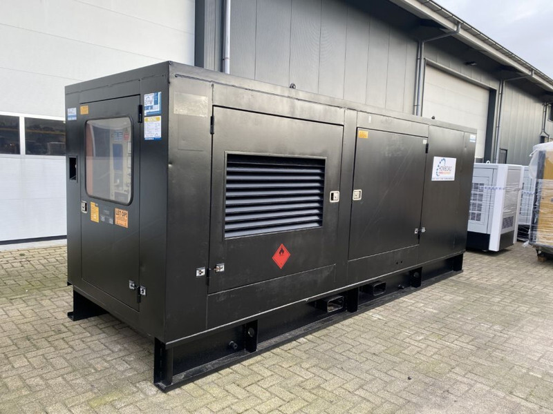 Iveco 8210 Mecc Alte Spa 330 kVA Silent generatorset - Электрогенератор: фото 5 Iveco 8210 Mecc Alte Spa 330 kVA Silent generatorset - Электрогенератор: фото 5