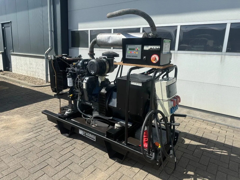 Iveco FPT NEF45 SM1A.A007 Himoinsa Stamford 66 kVA generatorset - Электрогенератор: фото 2 Iveco FPT NEF45 SM1A.A007 Himoinsa Stamford 66 kVA generatorset - Электрогенератор: фото 2