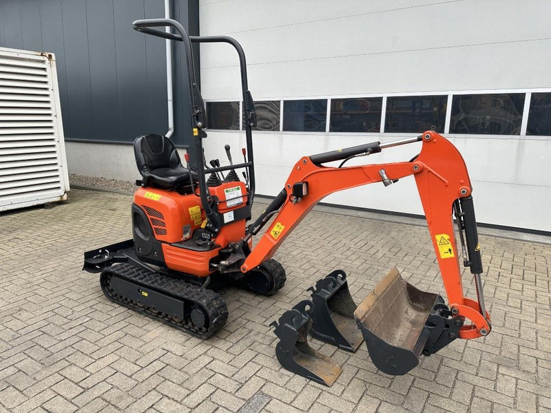 Kubota U10-3 Minigraver Diesel Graafmachine 2021 ! 690 uur ! As New ! - Мини-экскаватор: фото 5 Kubota U10-3 Minigraver Diesel Graafmachine 2021 ! 690 uur ! As New ! - Мини-экскаватор: фото 5