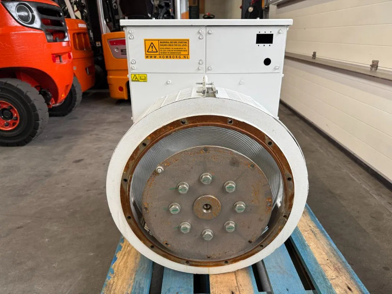 Leroy Somer LSAM 46.2M3 C 6/4 Generatordeel 150 kVA Alternator New overstock ! - Электрогенератор: фото 3 Leroy Somer LSAM 46.2M3 C 6/4 Generatordeel 150 kVA Alternator New overstock ! - Электрогенератор: фото 3