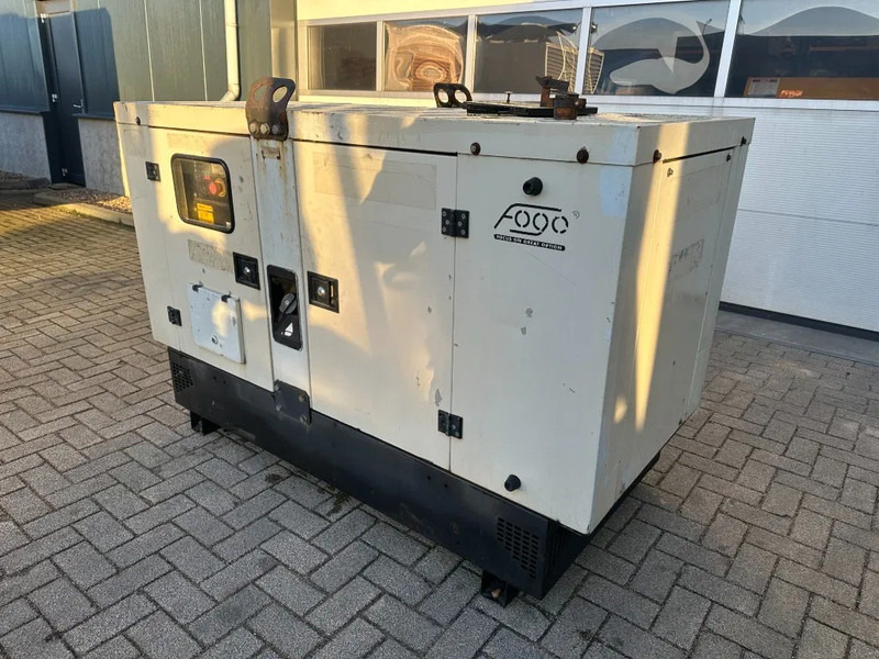 Mitsubishi S4Q Fogo Mecc Alte Spa 20 kVA Silent generatorset - Электрогенератор: фото 4 Mitsubishi S4Q Fogo Mecc Alte Spa 20 kVA Silent generatorset - Электрогенератор: фото 4