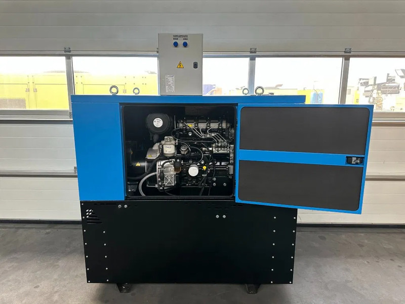 Perkins Leroy Somer CGM 22 kVA Silent noodstroom systeem generatorset NSA ATS New ! - Электрогенератор: фото 2 Perkins Leroy Somer CGM 22 kVA Silent noodstroom systeem generatorset NSA ATS New ! - Электрогенератор: фото 2