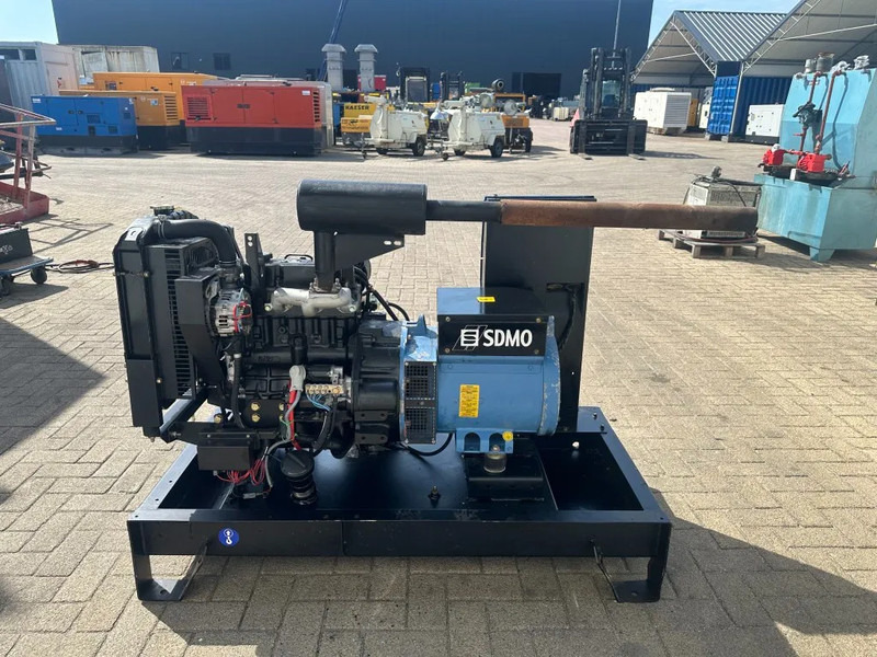 SDMO TM11.5KM Mitsubishi Mecc Alte Spa 16 kVA generatorset - Электрогенератор: фото 4 SDMO TM11.5KM Mitsubishi Mecc Alte Spa 16 kVA generatorset - Электрогенератор: фото 4