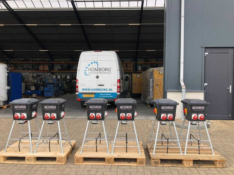 Vello Rubber-56.2 Stroomverdeelkast Zwerfkast Paddestoel 63 Ampère Nieuw ! - Электрогенератор: фото 2 Vello Rubber-56.2 Stroomverdeelkast Zwerfkast Paddestoel 63 Ampère Nieuw ! - Электрогенератор: фото 2