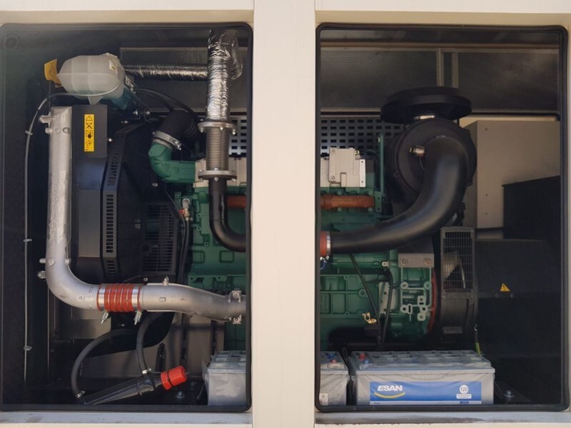 Volvo 275 kVA TAD 734 GE Stamford Supersilent generatorset New ! - Электрогенератор: фото 3 Volvo 275 kVA TAD 734 GE Stamford Supersilent generatorset New ! - Электрогенератор: фото 3