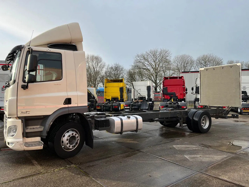 DAF CF 260 CF 260 FA CHASSIS CABINE EURO 6 - Грузовик-шасси: фото 4 DAF CF 260 CF 260 FA CHASSIS CABINE EURO 6 - Грузовик-шасси: фото 4