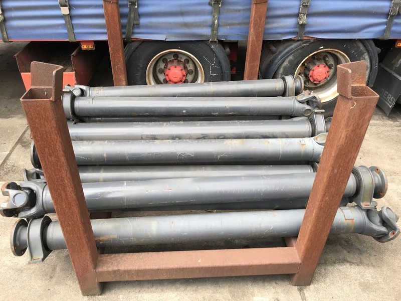 DAF Diverse aandrijfassen DAF - Приводный вал для Грузовиков: фото 1 DAF Diverse aandrijfassen DAF - Приводный вал для Грузовиков: фото 1