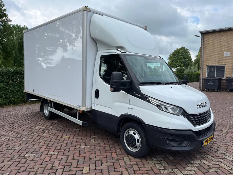 Iveco Daily 35C16 Achterdeuren (15 diverse modellen op voorraad) - Малотоннажный фургон, Грузопассажирский фургон: фото 1 Iveco Daily 35C16 Achterdeuren (15 diverse modellen op voorraad) - Малотоннажный фургон, Грузопассажирский фургон: фото 1